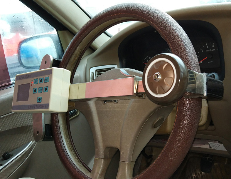 SZX-2D轉(zhuǎn)向參數(shù)測(cè)試儀(圖2)